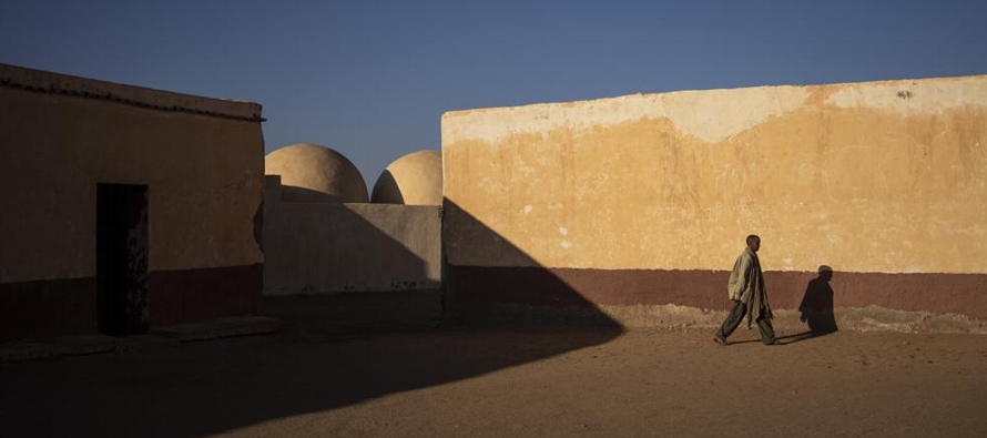 El Sáhara Occidental, un vasto territorio en gran parte estéril pero rico en...