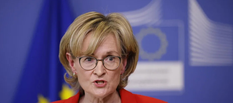 McGuinness destacó en este sentido que la UE y Estados Unidos "van en paralelo en las...