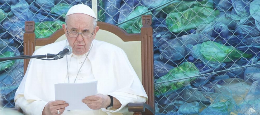 El papa ha orado por el Líbano y ha dicho reiteradamente que planea visitar el país...