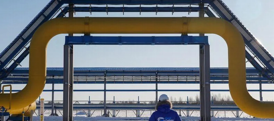 Rusia cortó el miércoles el suministro de gas a Bulgaria y Polonia después de...