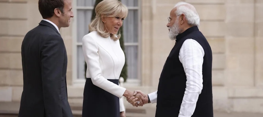 Modi, que en su gira ha tratado de fortalecer las relaciones de la India con sus aliados europeos,...