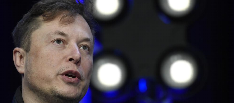 El plan de Musk de comprar Twitter ha generado temores de que efectuará cambios en la...