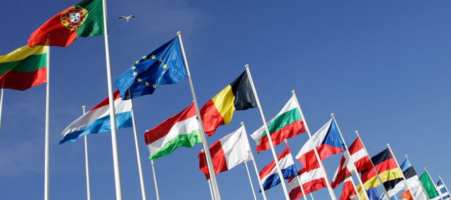 Como los dos países nórdicos, otras naciones entraron en la Unión Europea por...