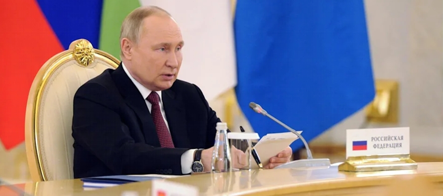 Según el presidente ruso, la decisión de vetar las fuentes energéticas rusas...