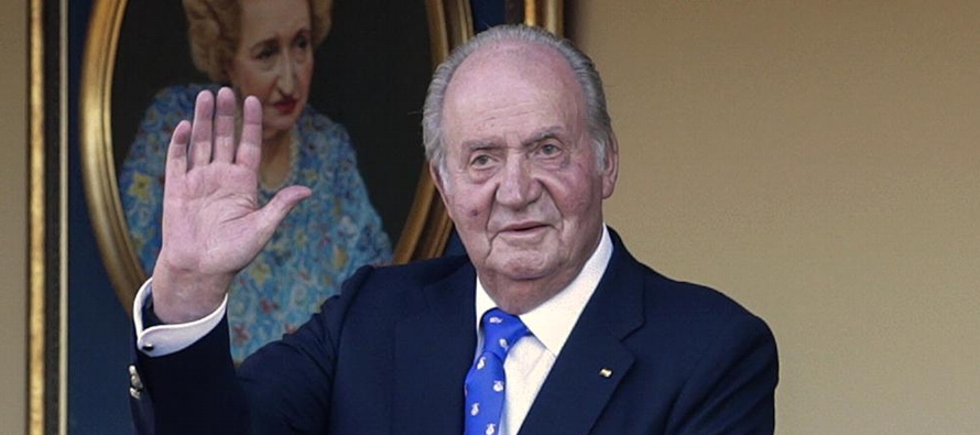 La Casa Real indicó que Juan Carlos visitaría la localidad noroccidental de Sanxenxo,...