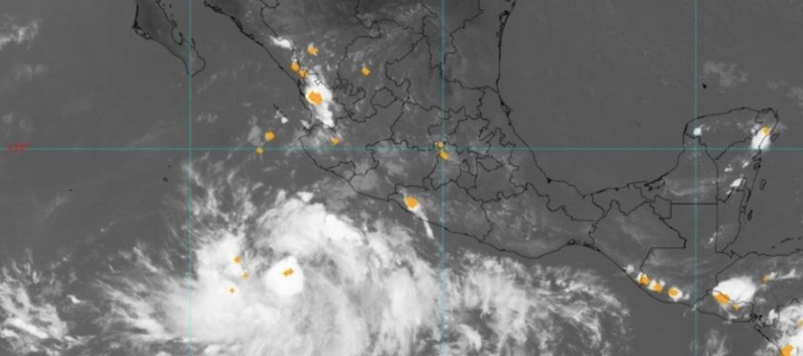 Agatha, la primera tormenta tropical de la temporada de huracanes de 2022 en el Pacífico, se...