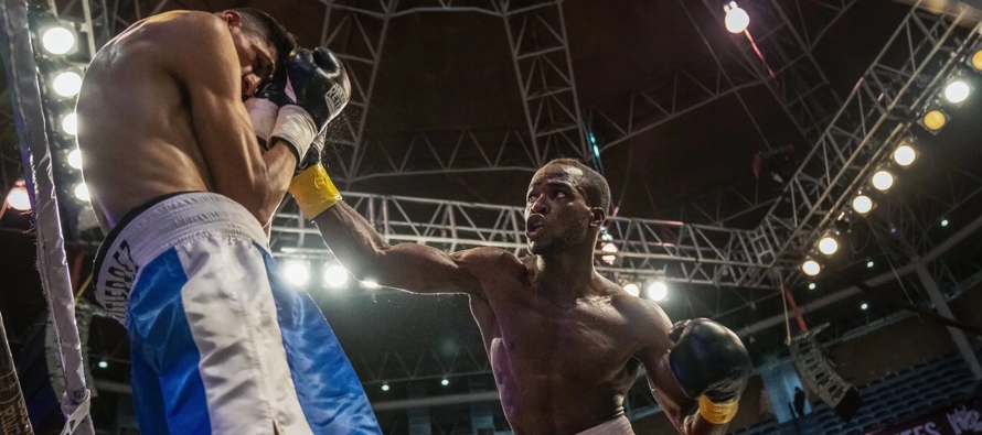 En los Juegos de Tokio, Cuba inscribió a boxeadores en siete categorías de peso, y...