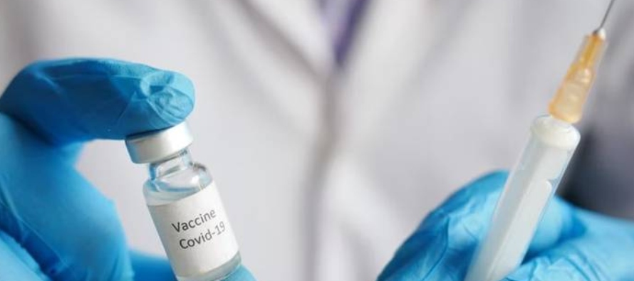 “El mandato de vacuna dificulta que ciertas personas generalmente dispuestas a vacunarse...