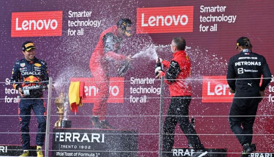 El español Carlos Sainz (Ferrari) ganó este domingo el Gran Premio de Gran...