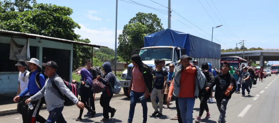 Los migrantes consideran que estar en Tapachula es tiempo y dinero gastado, por lo que su...