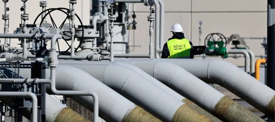 El gasoducto, que representa más de un tercio de las exportaciones rusas de gas natural a la...