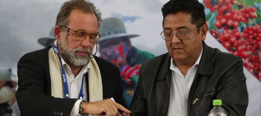 El ministro de Desarrollo Rural y Tierras de Bolivia, presentó este sistema junto a sus...