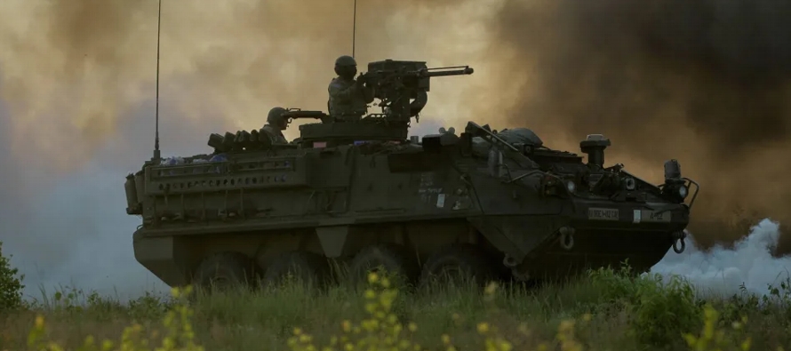 La compra de este armamento se une a la reciente adquisición de 366 tanques Abrams, de...