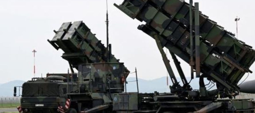 Alemania ya ha otorgado una importante ayuda militar a Ucrania, que ha incluido cañones...
