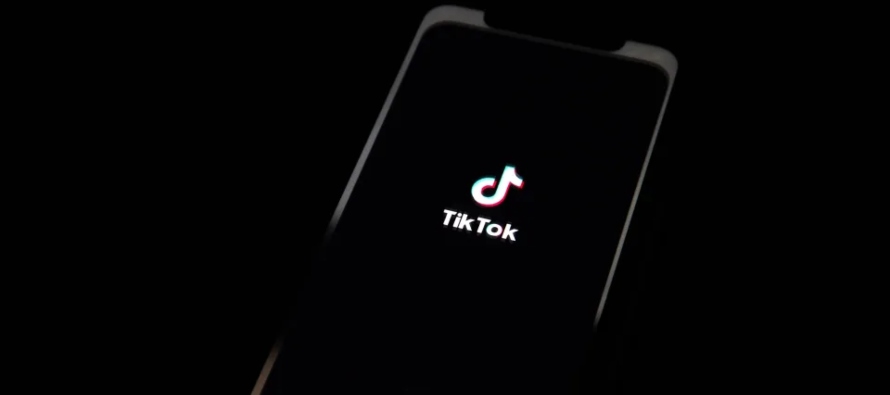 La red social TikTok y la plataforma de videos musicales Vevo anunciaron este jueves que...
