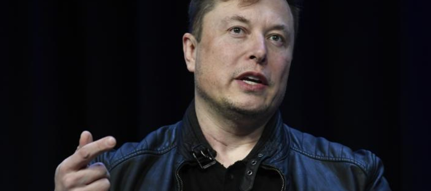 Elon Musk pidió a un juez federal trasladar un juicio en una demanda de accionistas fuera de...