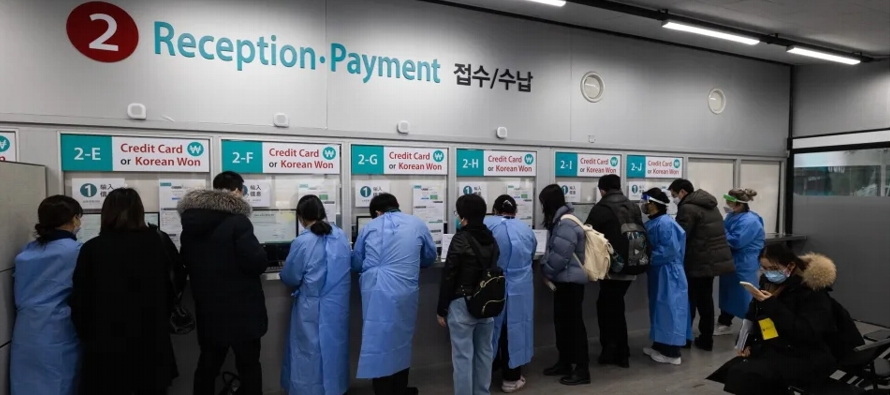 Los consulados chinos en Corea del Sur dejarán de emitir visas a corto plazo para visitas,...