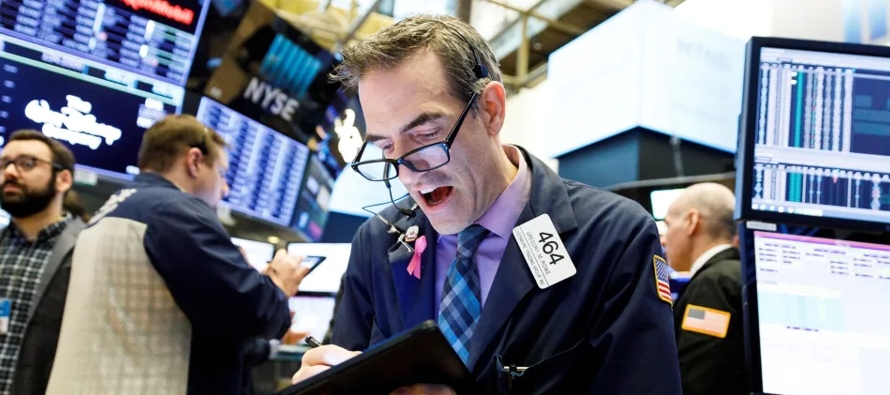 Veinte minutos después del inicio de las operaciones en la Bolsa de Nueva York, el Dow...