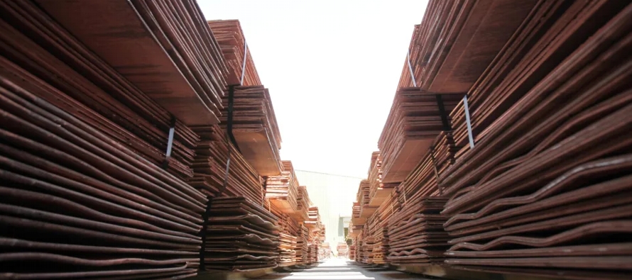 En Chile, la producción de cobre ascendería a 5,7 millones de toneladas en 2023, lo...