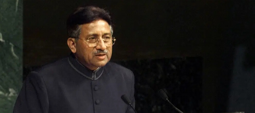 Musharraf, exmiembro de las fuerzas especiales, se convirtió en presidente en el...