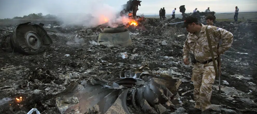 Rusia siempre ha negado ser la responsable de derribar al avión sobre el este de Ucrania el...