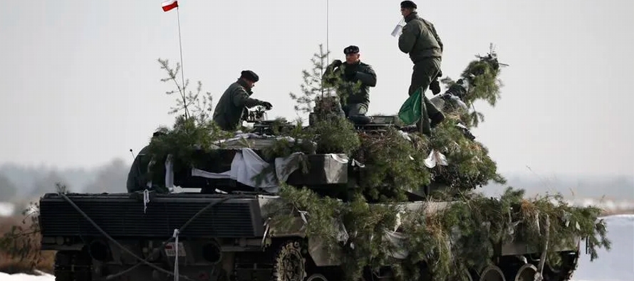 España tiene previsto enviar seis tanques Leopard 2A4 de fabricación alemana a...