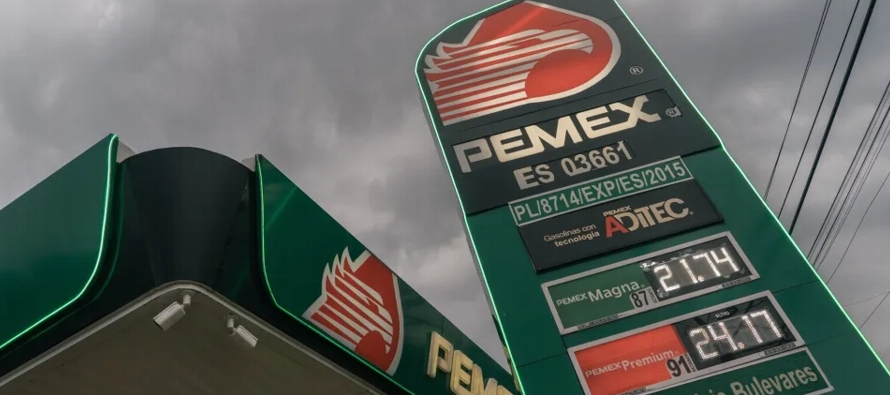 Pemex está bajo presión para mejorar su producción después de que...