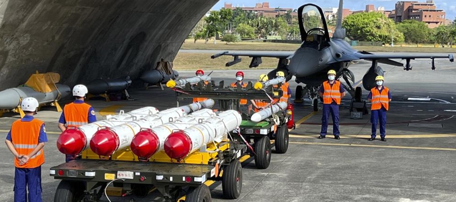 “El gasto en defensa de China (...) está por debajo de la media mundial y el...