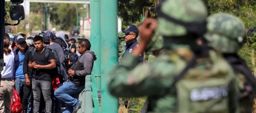 A principios de este año, las autoridades mexicanas encontraron a 57 menores no...