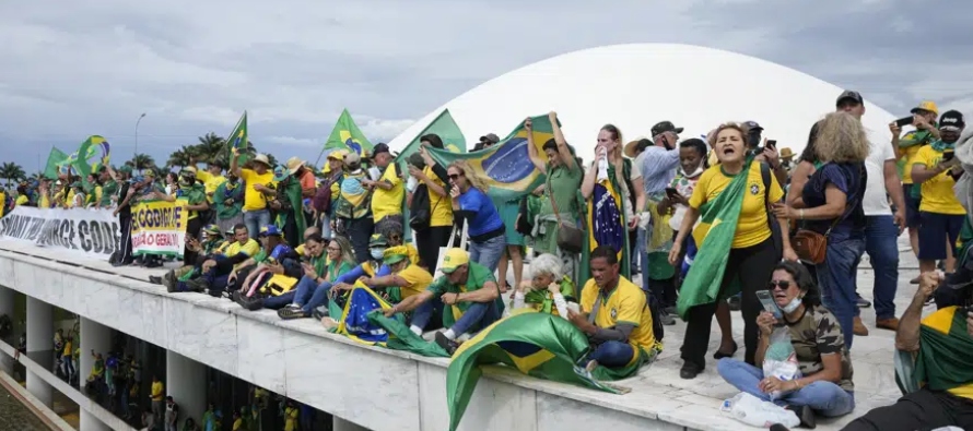 La amenaza no es puramente hipotética. Brasil ha pasado por cuatro golpes de Estado, el...