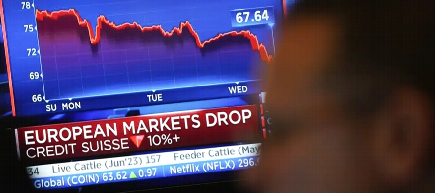 El índice S&P 500 subía 0,8% al mediodía tras caer precipitadamente en...