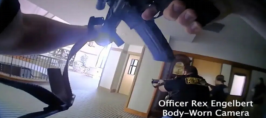El nuevo video de la cámara corporal del oficial Rex Engelbert muestra a una mujer...