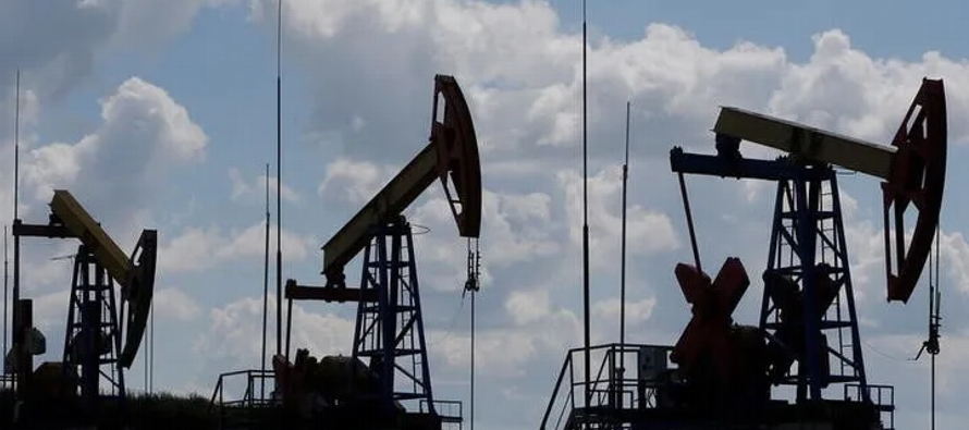 El embargo total de la UE a los productos petroleros rusos desde el 5 de febrero ha desviado las...