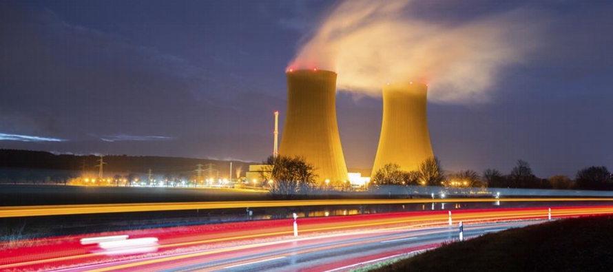 Con el apagado de sus tres últimos reactores, Alemania da hoy el adiós definitivo a...
