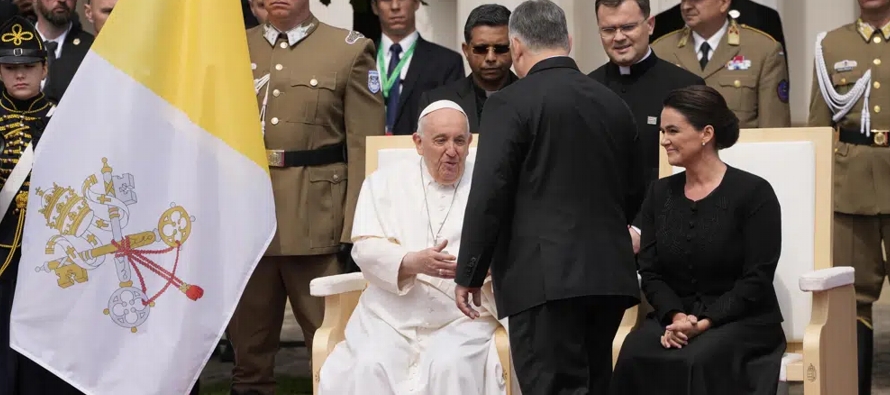 Según los funcionarios húngaros, la visita del pontífice argentino fue...