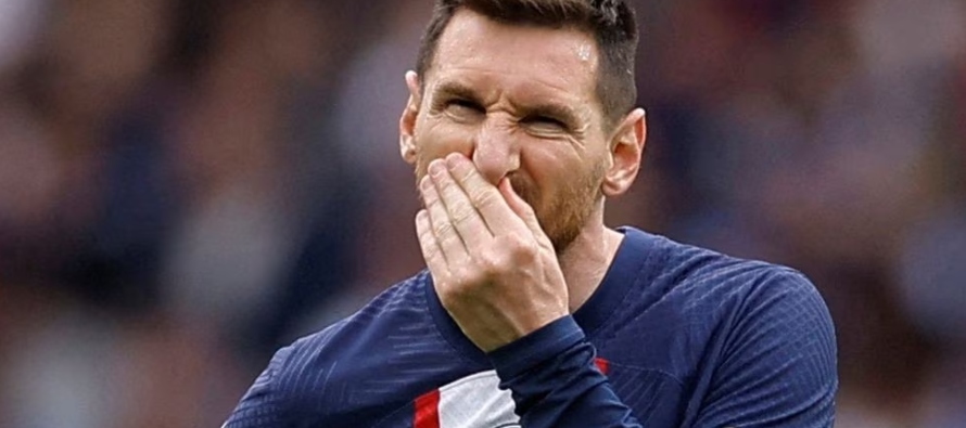 El entrenador confirmó que le informaron que Messi había sido sancionado,...
