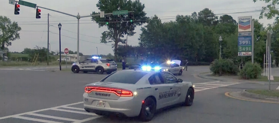El departamento policial del condado Richmond acusó a 12 personas de asesinato y asalto...