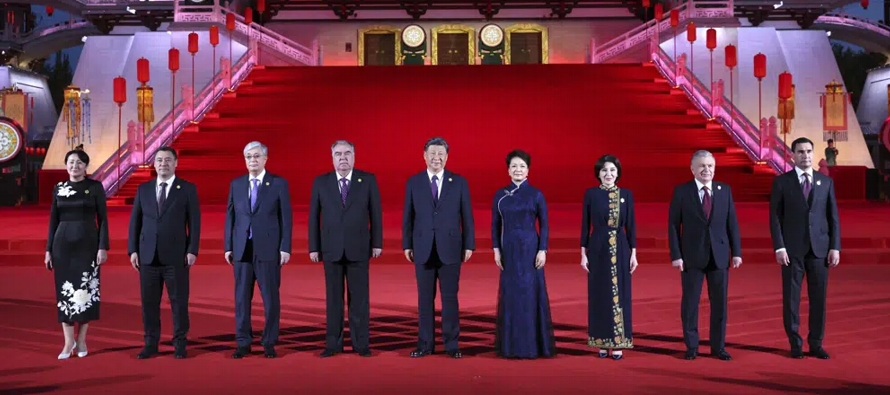La cumbre China-Asia Central, coincide con la que mantienen el presidente de Estados Unidos, Joe...