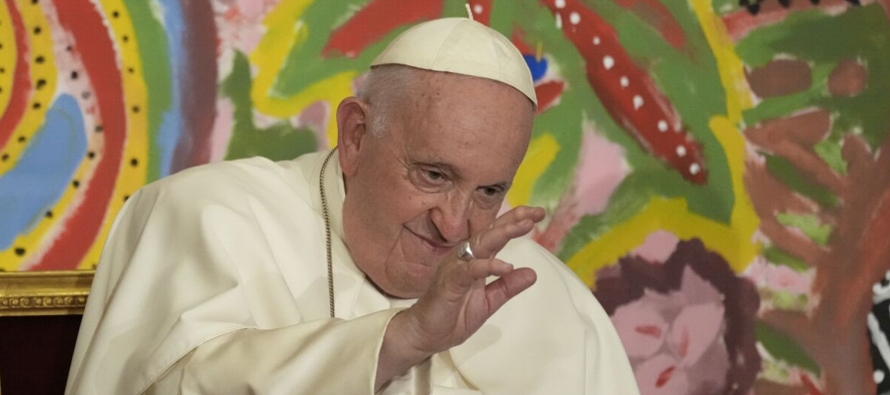 El fin de semana el Papa Francisco nombró como su enviado al cardenal italiano Matteo Zuppi,...