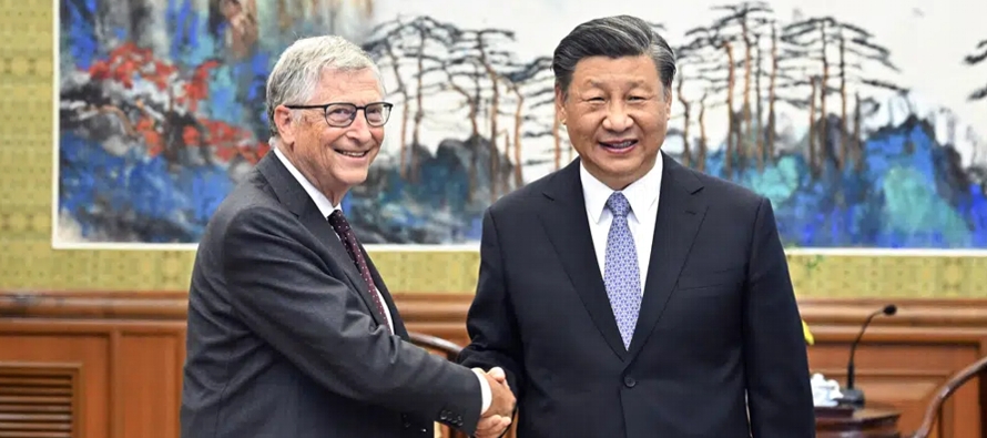 Xi dijo alegrarse de ver a Gates, a quien calificó de “viejo amigo”, luego de...