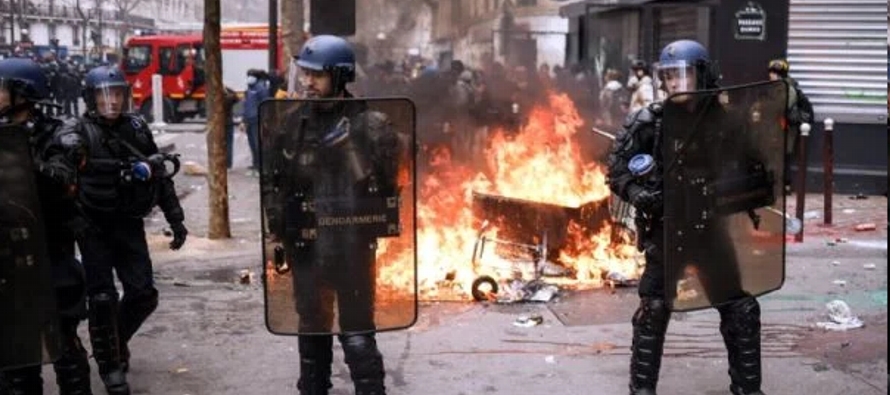 El Ministerio del Interior de Francia ha señalado que al menos 157 personas han sido...