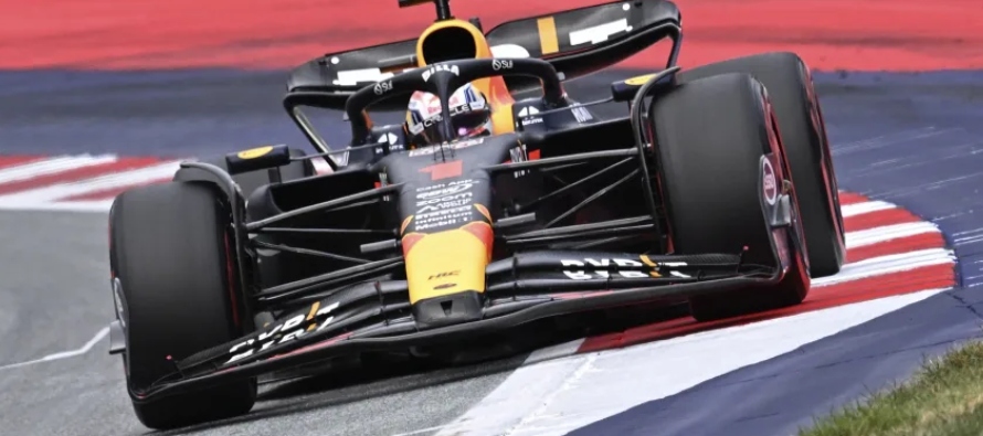 Fue una magnífica jornada para McLaren, ya que el novato Oscar Piastri quedó cuarto...