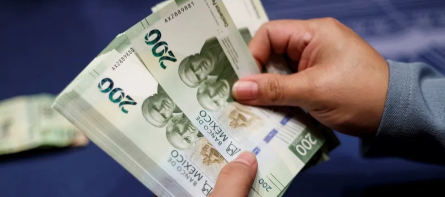 Asimismo, la analista atribuyó el fortalecimiento del peso mexicano a la mayor entrada de...