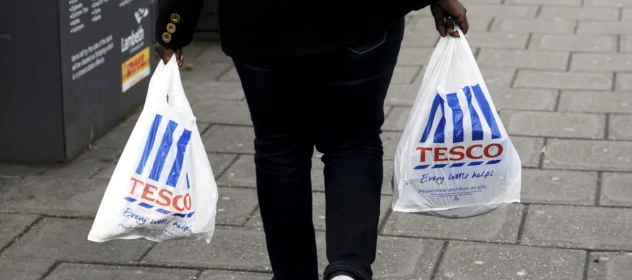 El Gobierno asegura que se vendieron 406 millones de bolsas de plástico en el Reino Unido en...