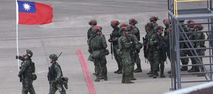 El mes pasado, las autoridades taiwanesas detuvieron a cinco personas, incluyendo un instructor de...