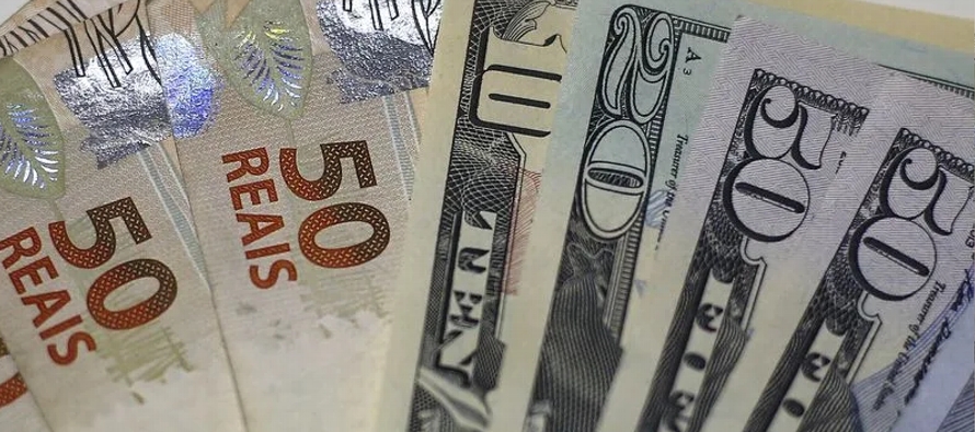 El índice dólar, que compara al billete verde frente a una canasta de seis monedas...