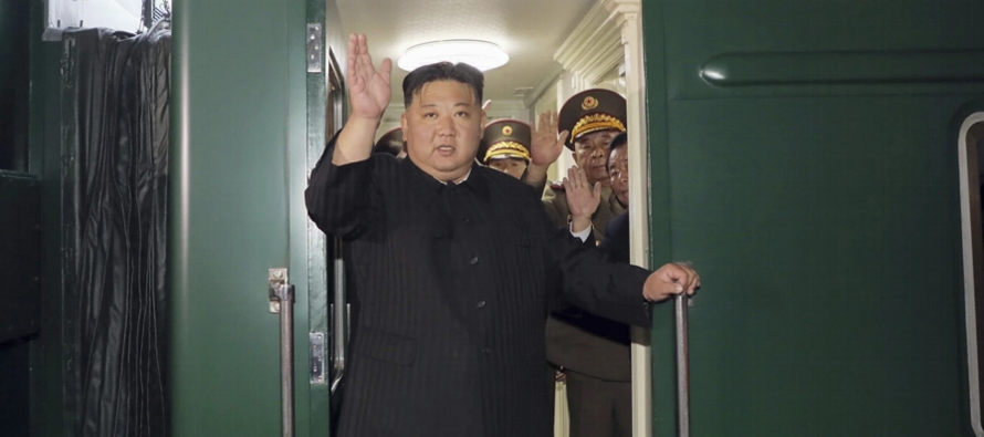 Se espera que Kim busque ayuda económica y tecnología militar para su empobrecido...