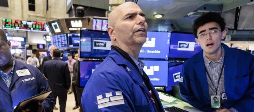 Al término de las operaciones en la Bolsa de Nueva York, el Dow Jones se situó en...