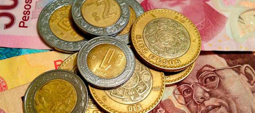 El peso mexicano cotizó en un rango entre los $17.54 y $17.74 spot. Al final, el tipo de...
