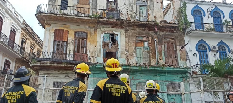 El jefe del Cuerpo de Bomberos de Cuba, dijo a la prensa que el operativo de rescate es "muy...